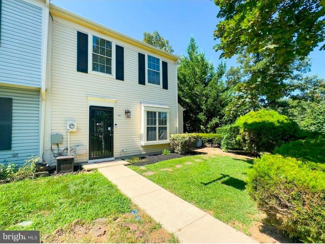 2491 Homestead Ct - Photo 2 of 14