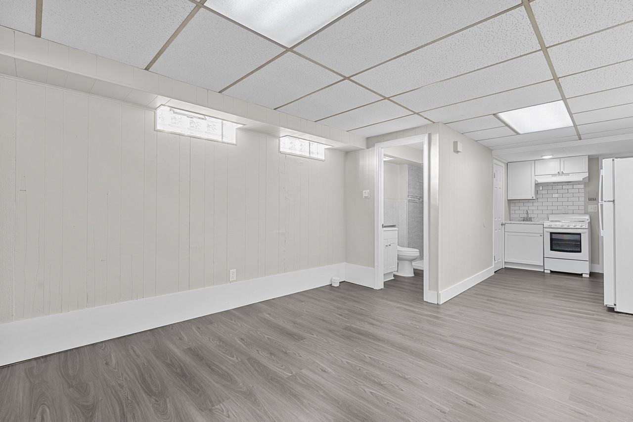 19150-19182 Beech Daly Rd. - Photo 4 of 8