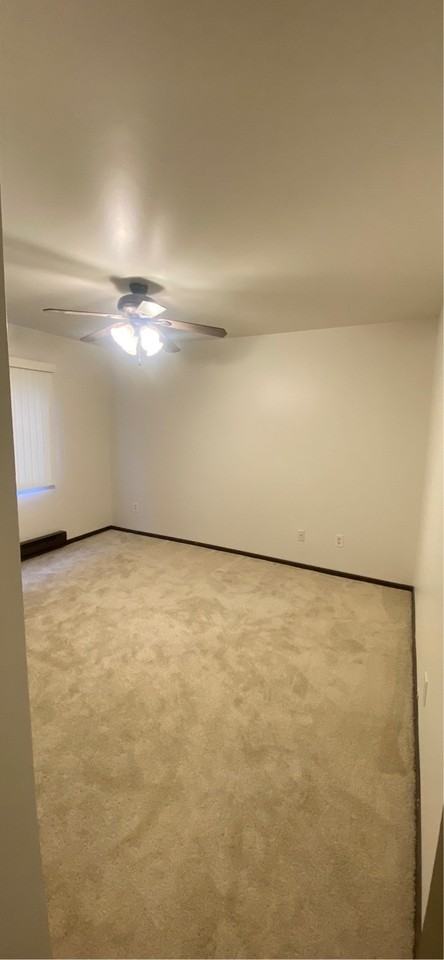 CENTENNIAL 4327 - Photo 7 of 18