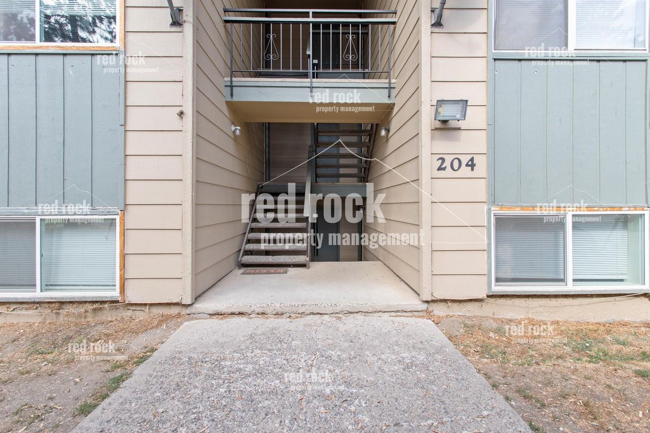 OT - 204 East 15th Avenue - Photo 2 of 28