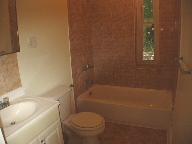 45 E Church Ln - Photo 4 of 17