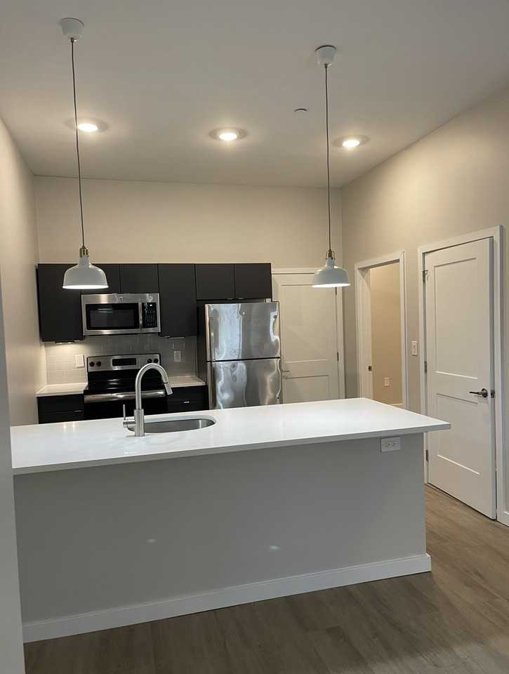 1225 N 27th - Photo 3 of 27