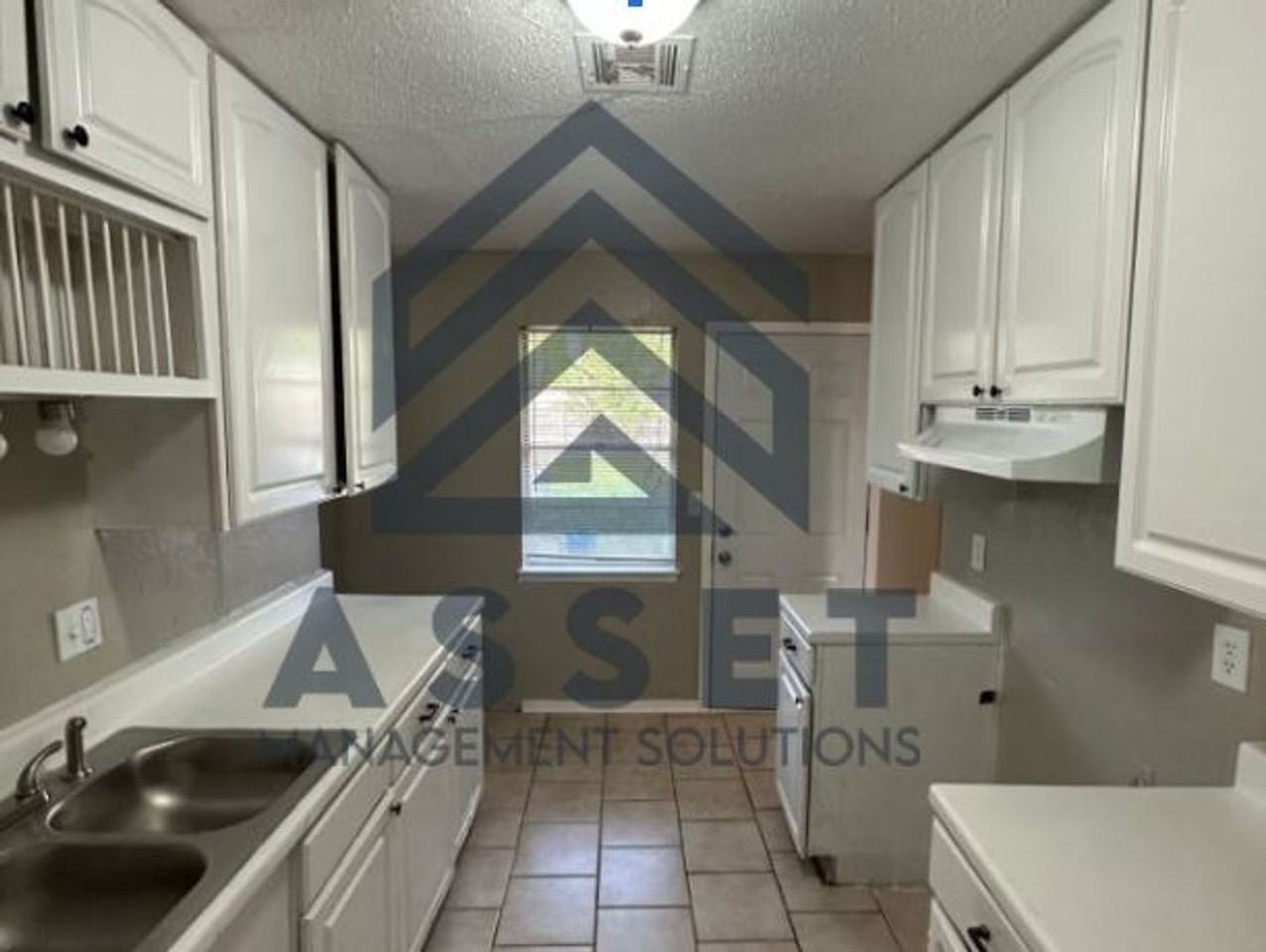 2121 N Wilburn Pl - Photo 6 of 16