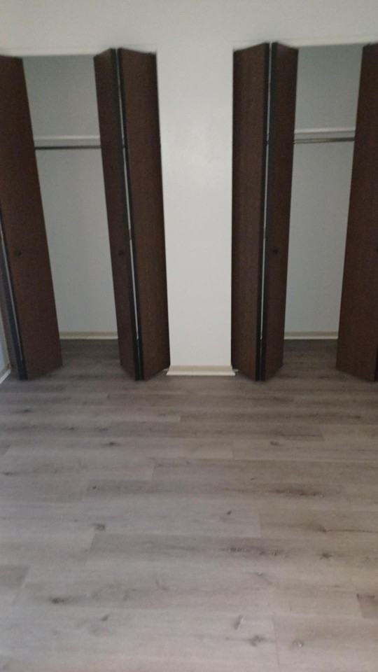 Beautiful brick building, private balcony, close to downtown! - Photo 4 of 8