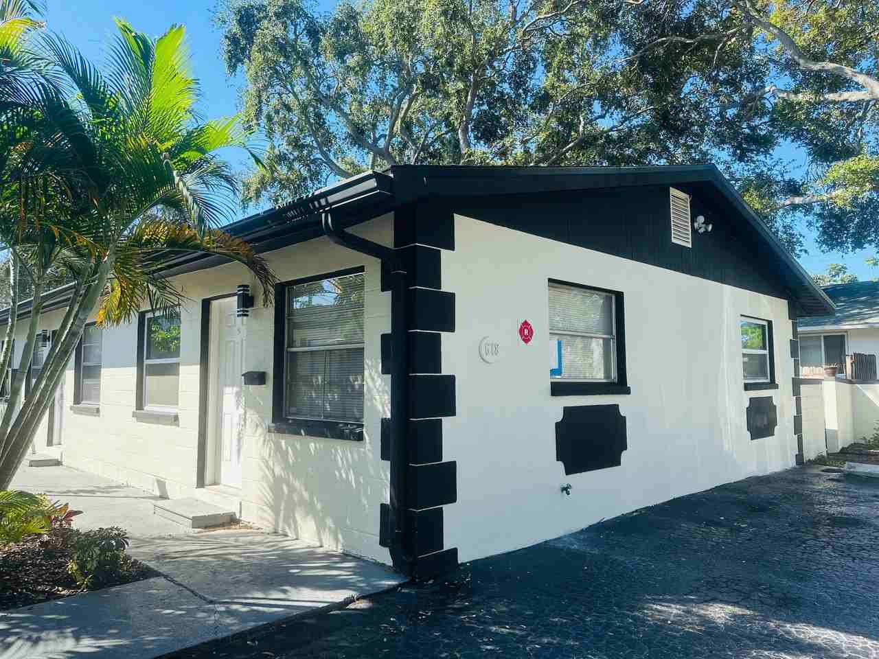 618 93rd Avenue North - Photo 5 of 27