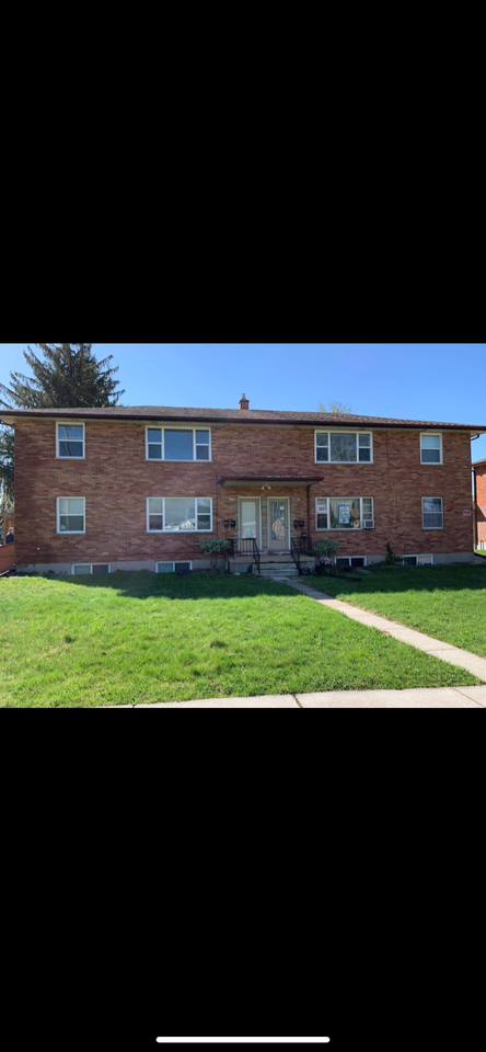 1889 Wavell Street - Photo 6 of 6