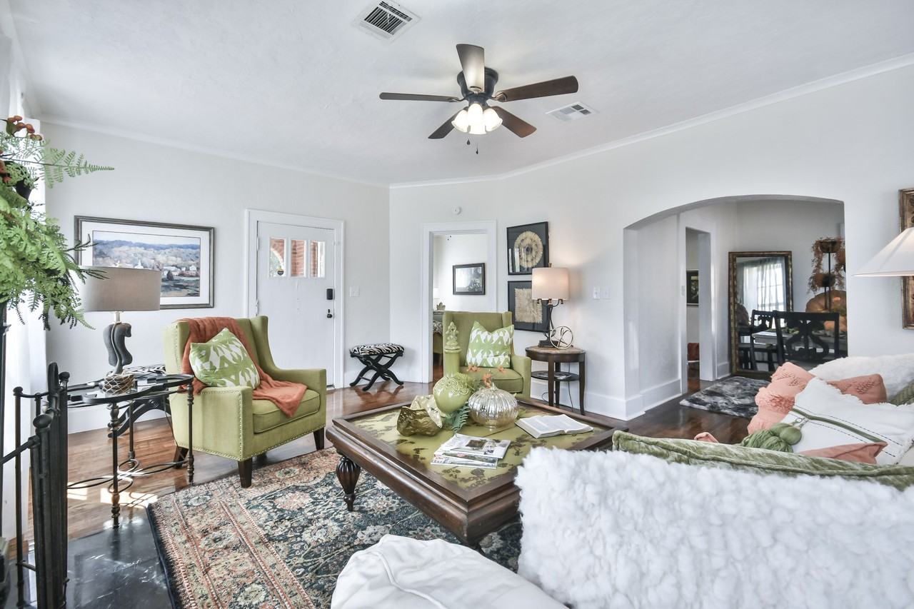 1001 West Hackberry Avenue #NA - Photo 4 of 14