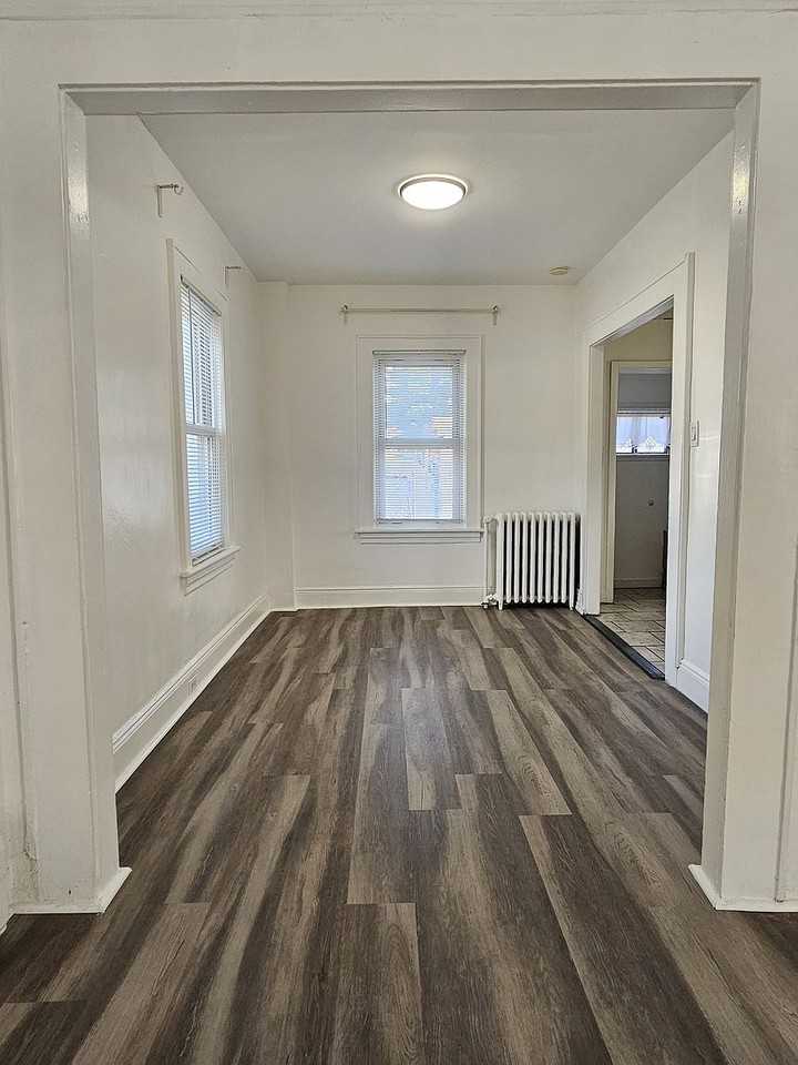 34 Berger St #NA - Photo 2 of 13