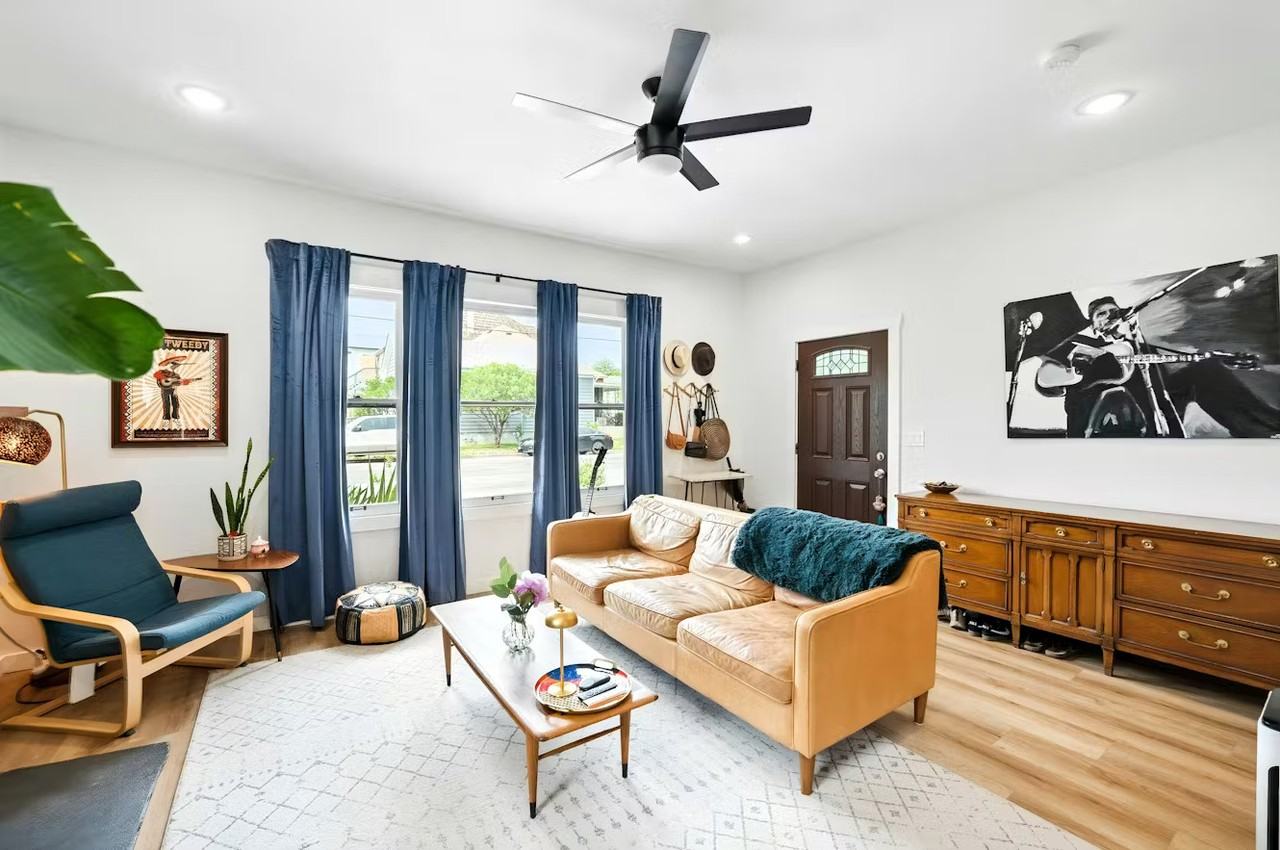 806 W French Pl #NA - Photo 2 of 14