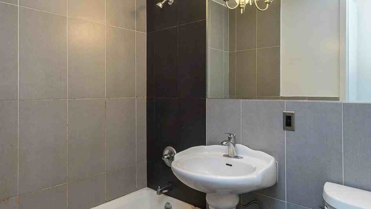 41 Havemeyer St #2F - Photo 7 of 12