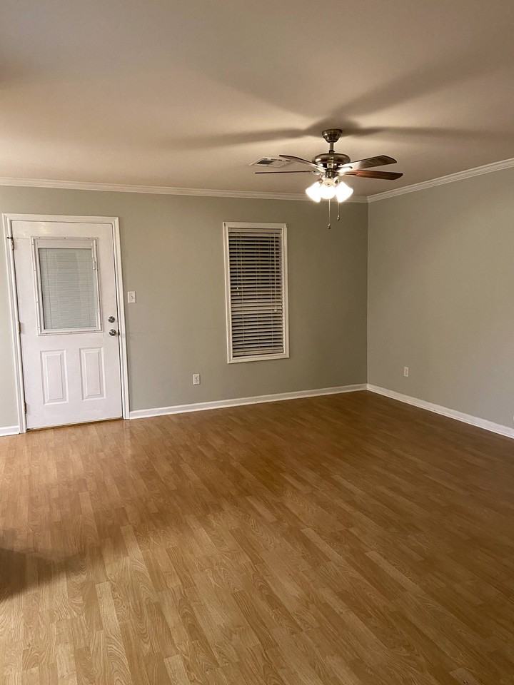 1405 Robert St #NA - Photo 2 of 6