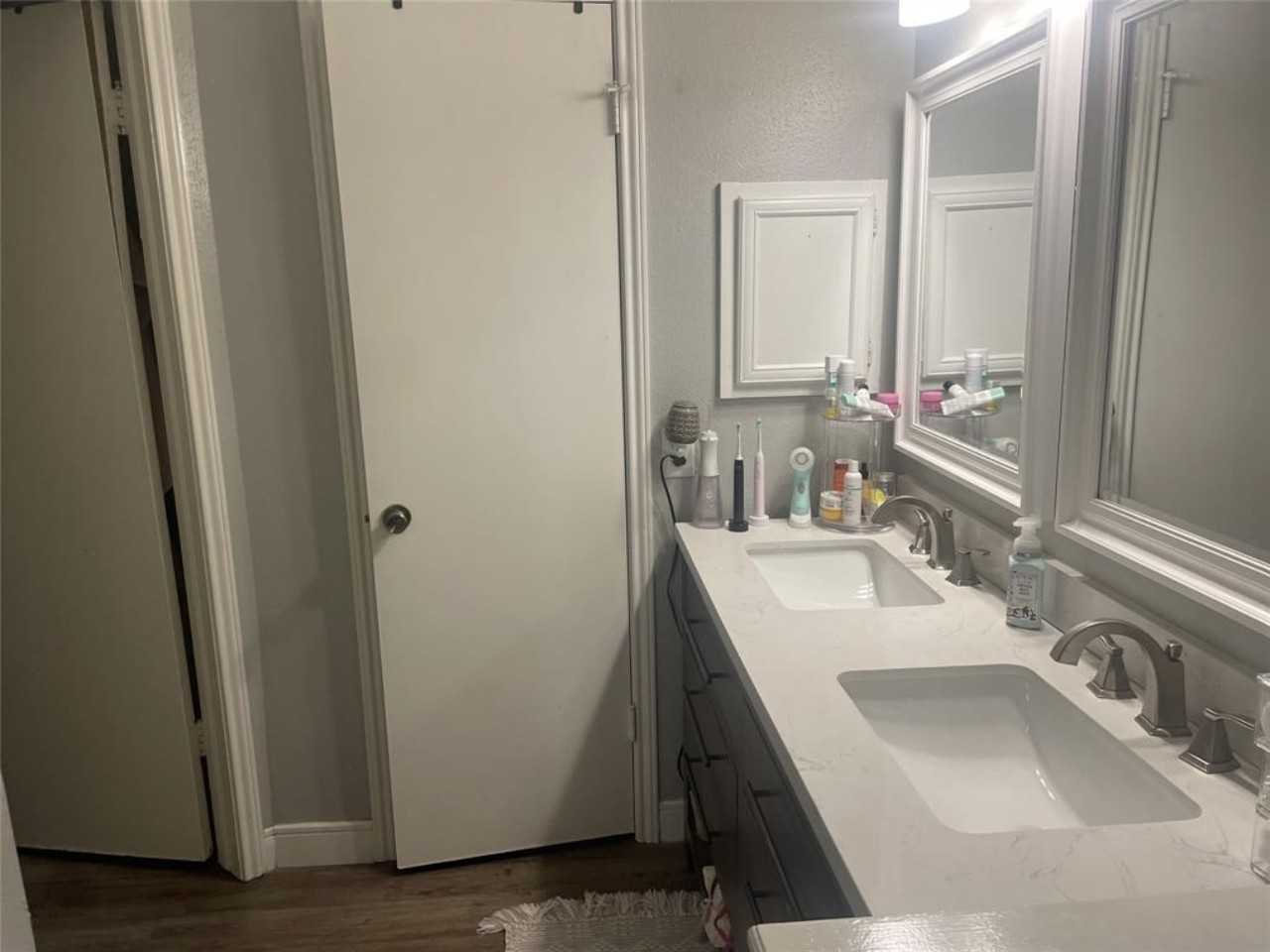 15117 Grassington Dr #NA - Photo 2 of 12