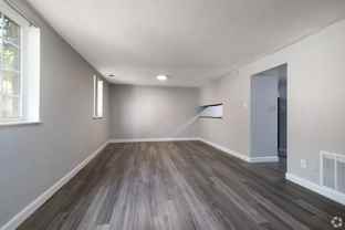 Caroline Place Apartments - Photo 1 of 1