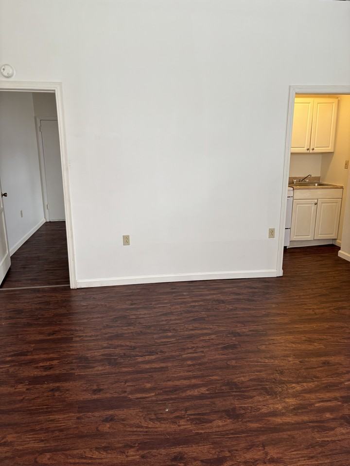 1 North St #K - Photo 2 of 8