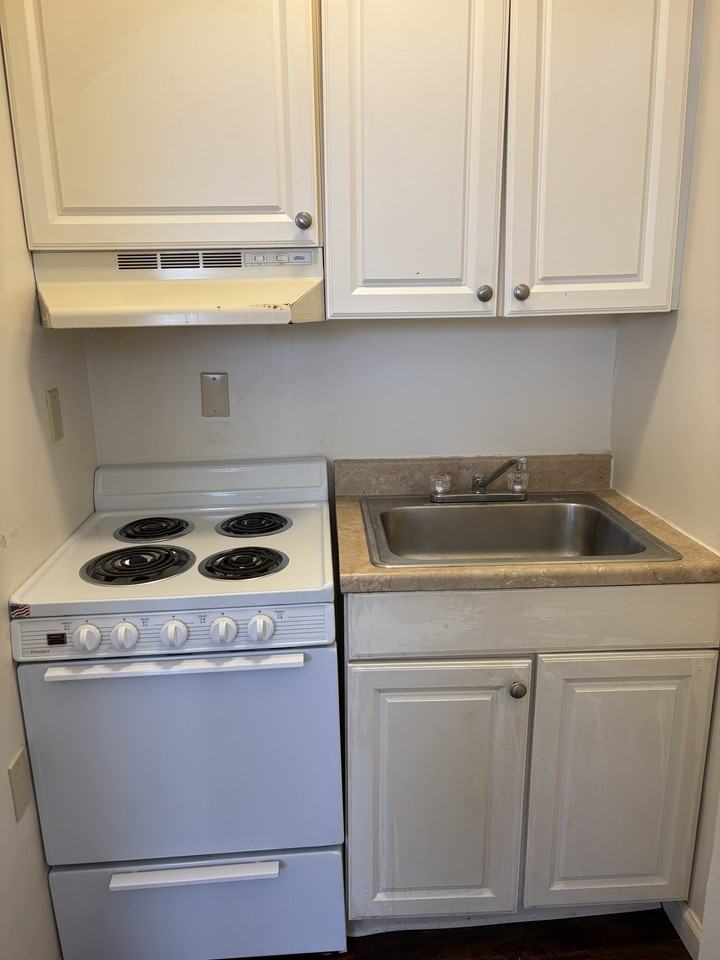 1 North St #K - Photo 4 of 8