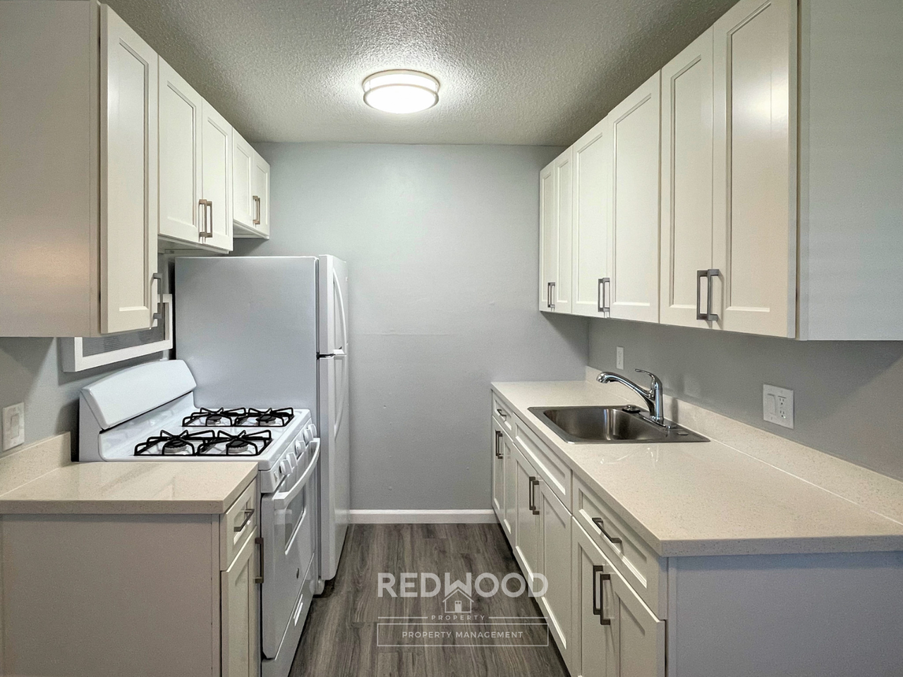 5324 Holiday Dr. - Photo 5 of 24