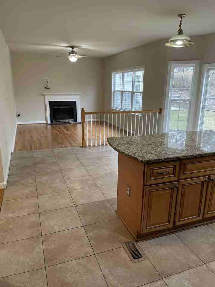 210 Earhart Ct #NA - Photo 5 of 30