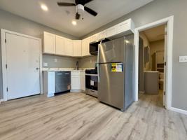 featured image of 3221 S May St