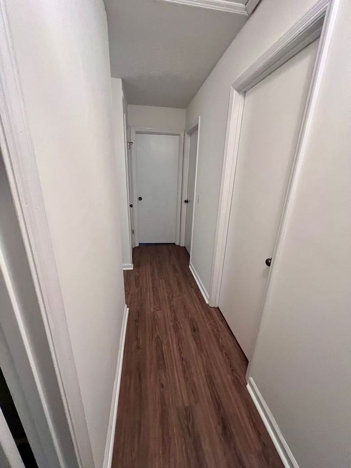 1402 Northgate Dr - Photo 7 of 17