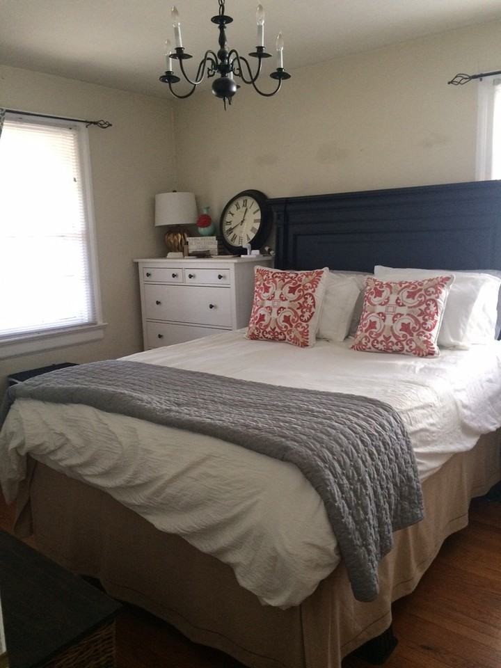 300 Horne Street #4 - Photo 5 of 18