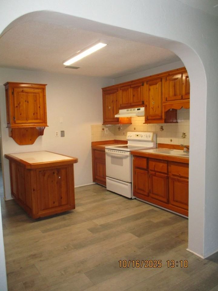 331 Clifton Avenue - Photo 2 of 16