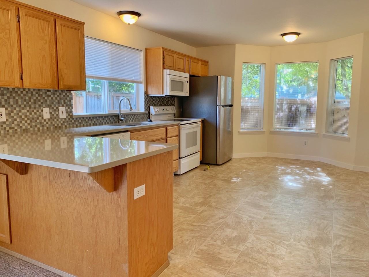 13517 86th Avenue Ct E - Photo 4 of 27