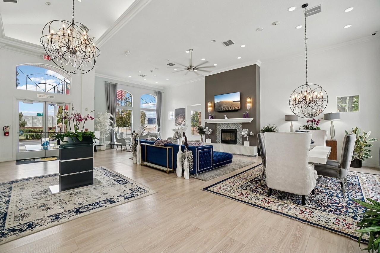 Adagio Apartments - Photo 4 of 37