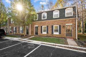featured image of 300 E Mcpherson Dr