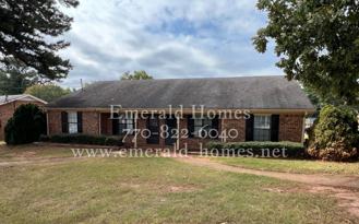556-558 Whitehall Lane - Photo 1 of 1