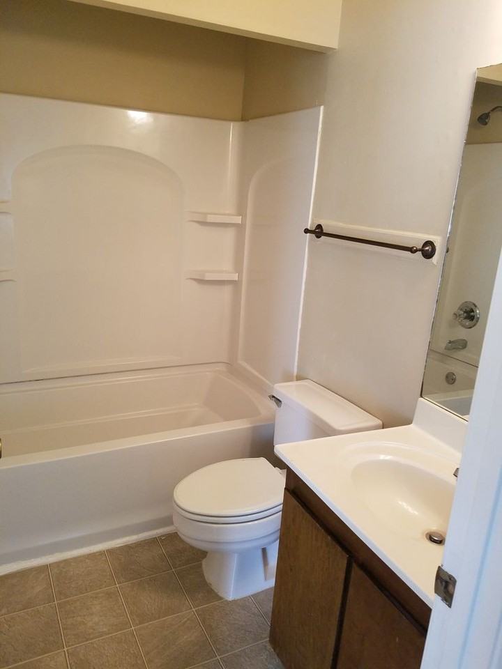 109 ILC PARTNERSHIP, LLC - Photo 3 of 10