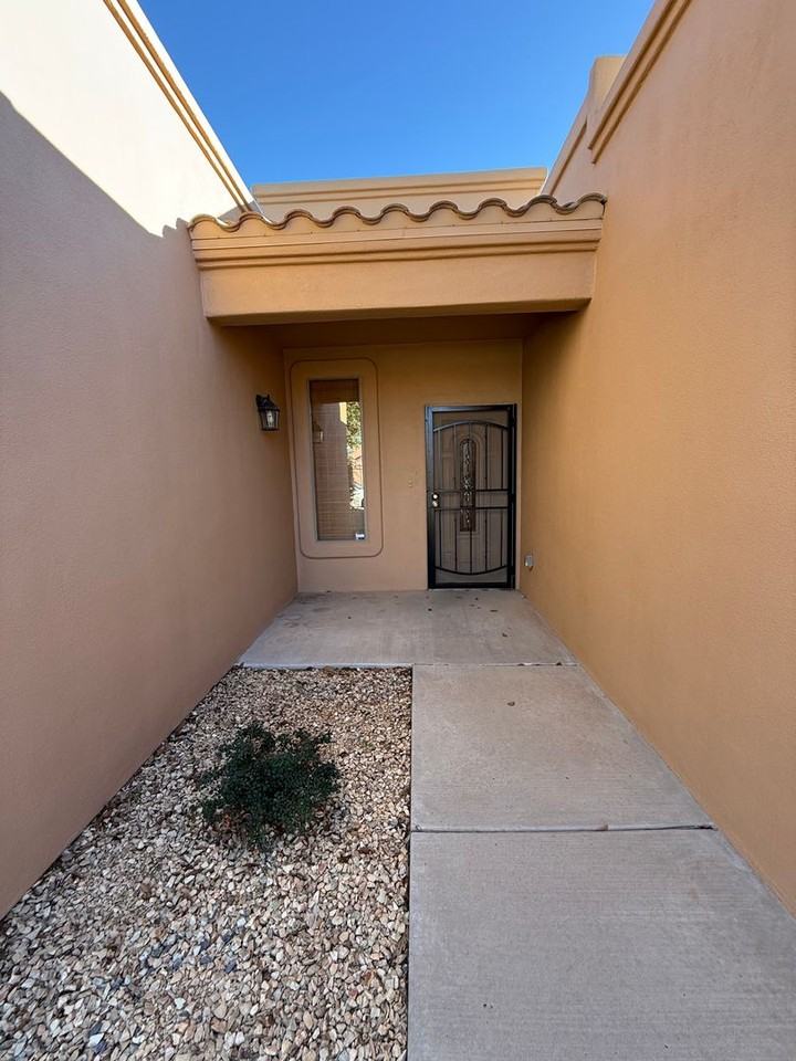 4804 Camino Dos Vidas - Photo 3 of 43