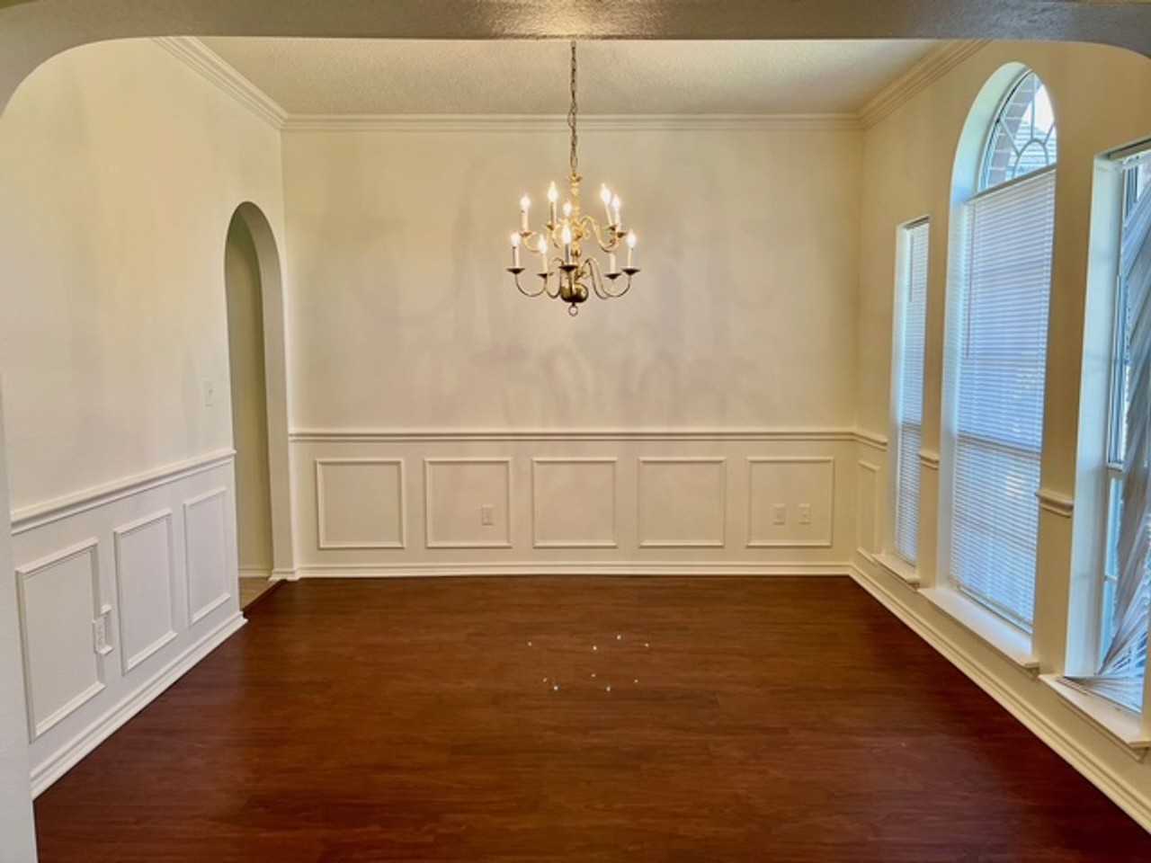 105 Hirth Dr - Photo 3 of 27