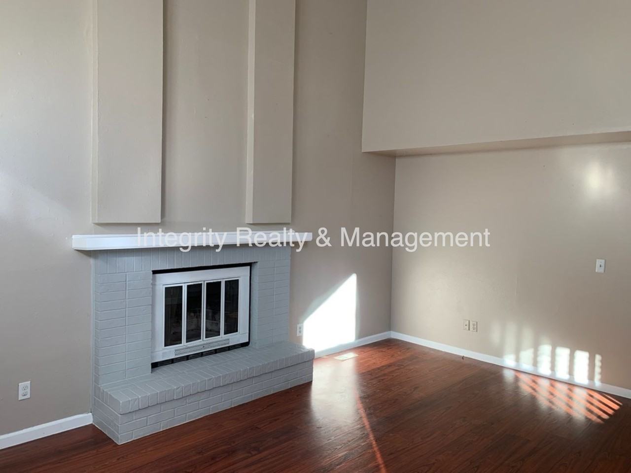 5605 E Prescott Ave - Photo 3 of 25