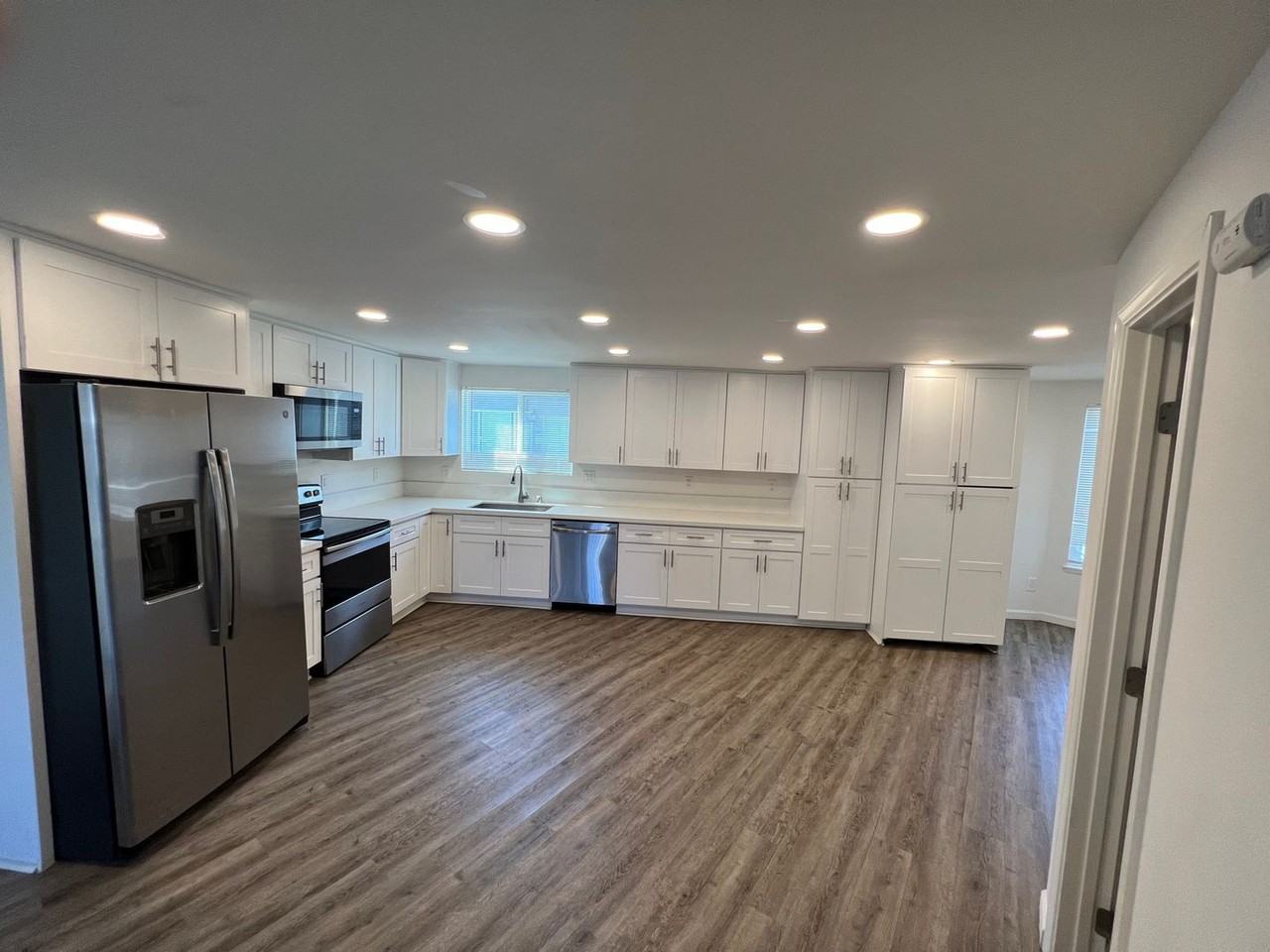 10418 Stratton Court - Photo 3 of 17