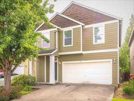176 Se 43rd Ave - Photo 1 of 1