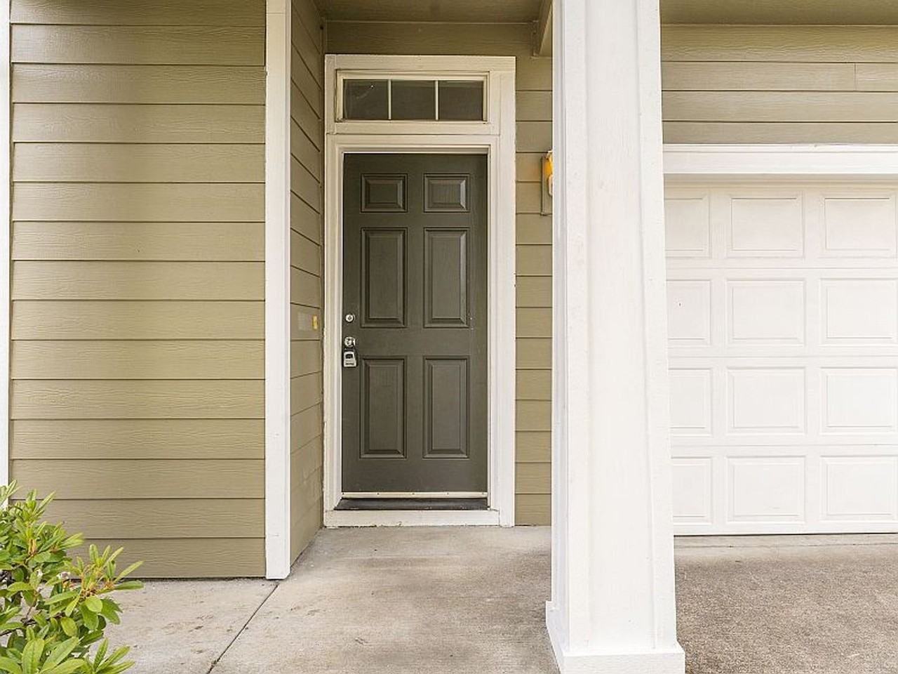 176 Se 43rd Ave - Photo 2 of 39