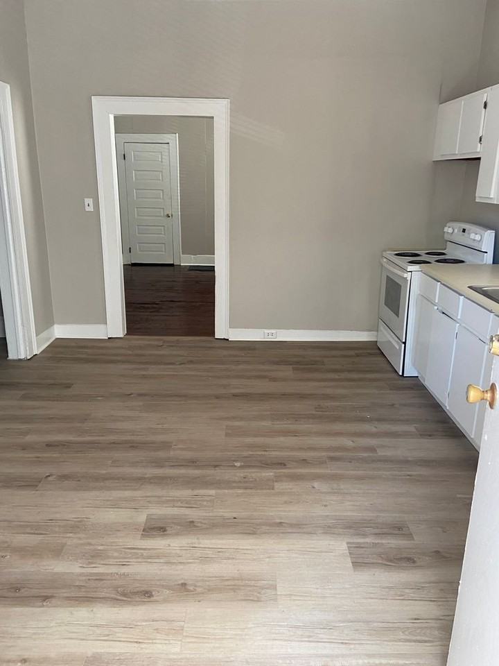 26 Hemlock Dr - Photo 5 of 18