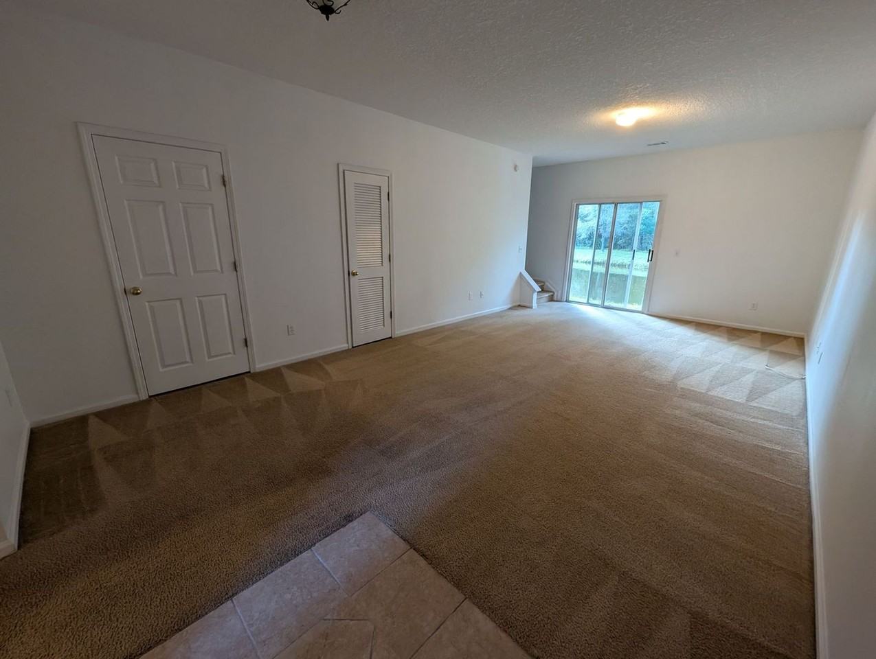 546 Scrub Jay Dr - Photo 3 of 18