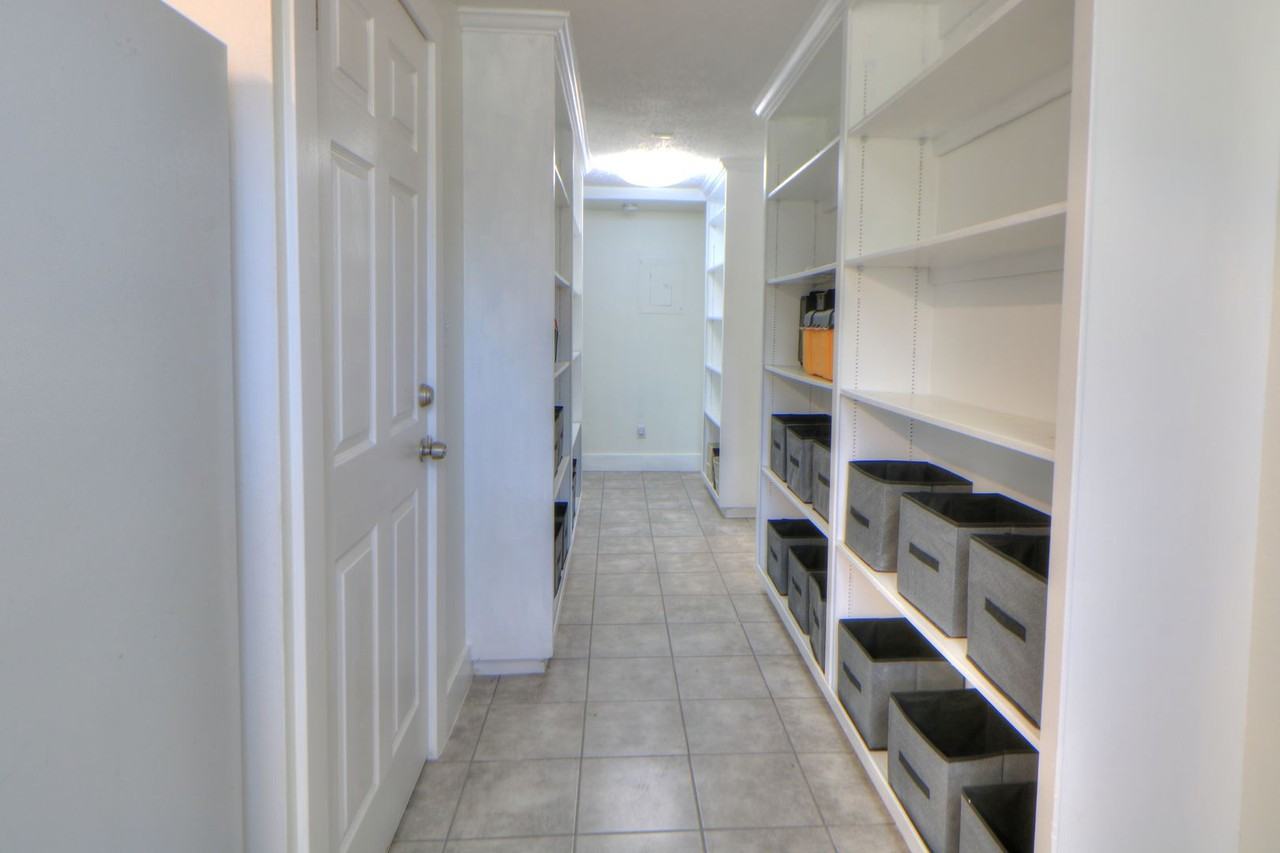 2615 Canyon Rd - Photo 6 of 13