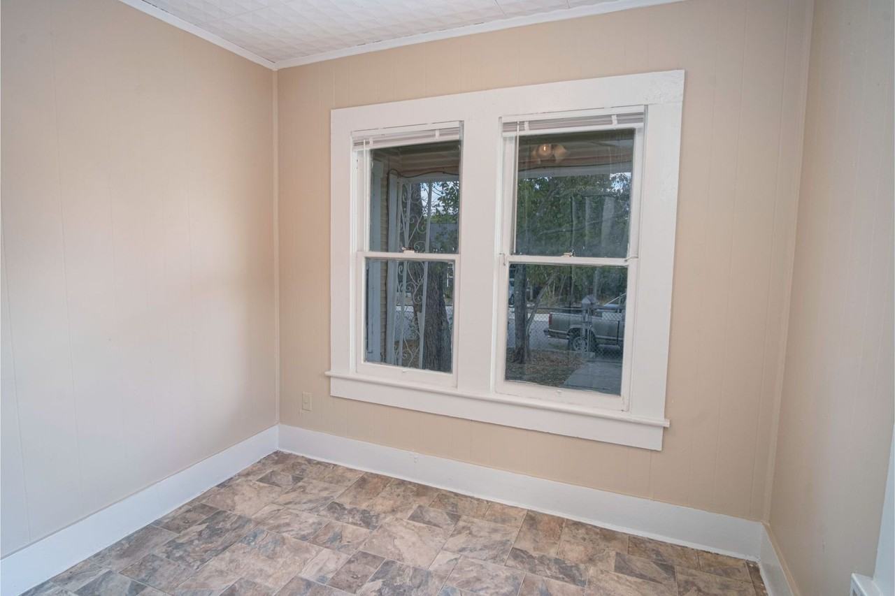 610 Belmont - Photo 6 of 17