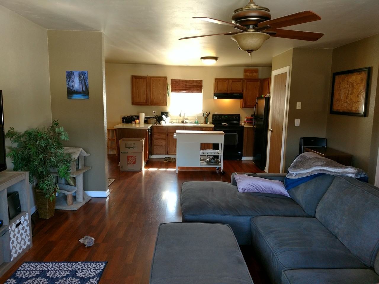 390 E Iowa Ave - Photo 3 of 10