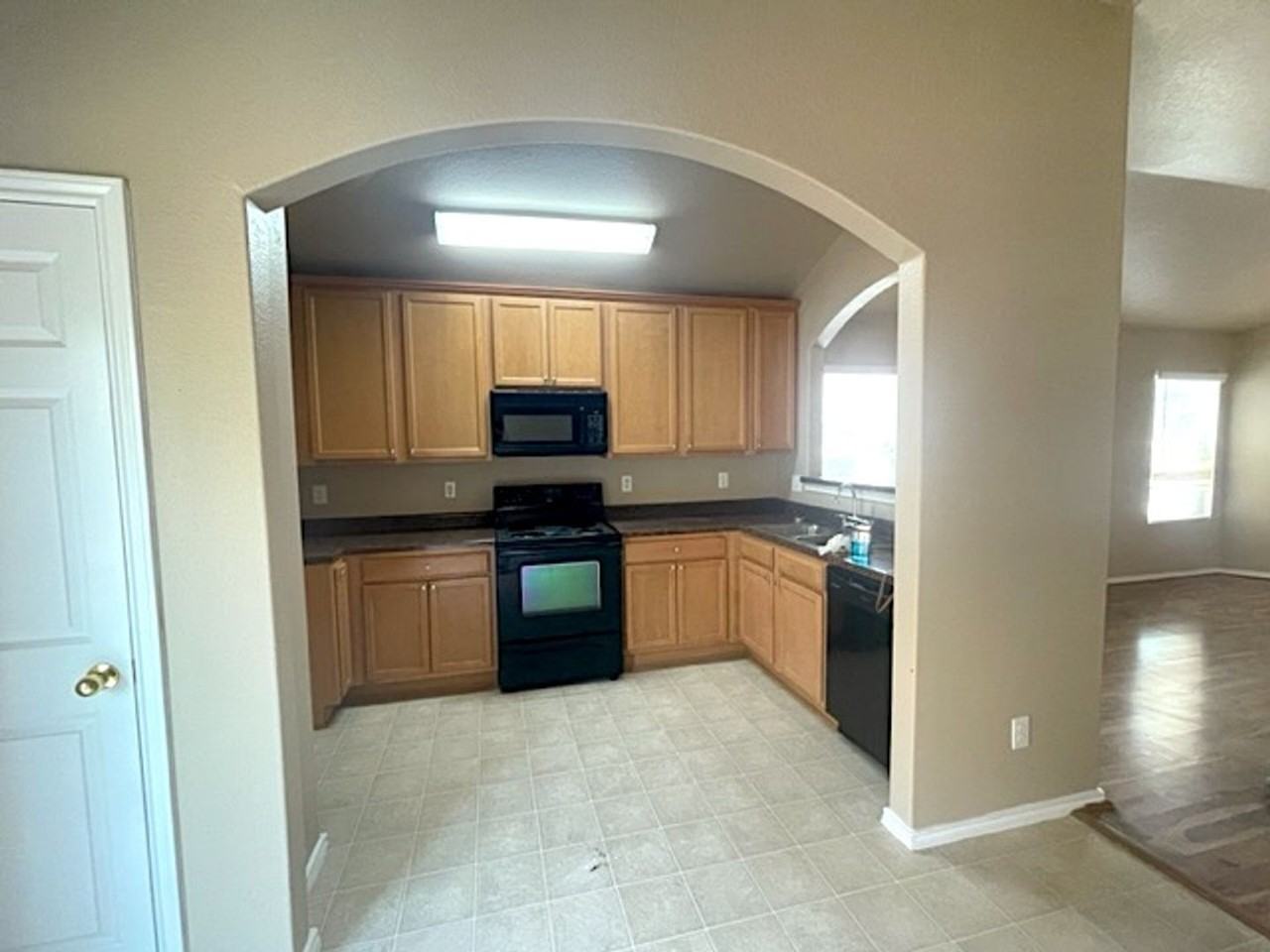 7510 Copper Lk - Photo 5 of 14