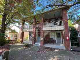 1452 Cherry St - Photo 1 of 1