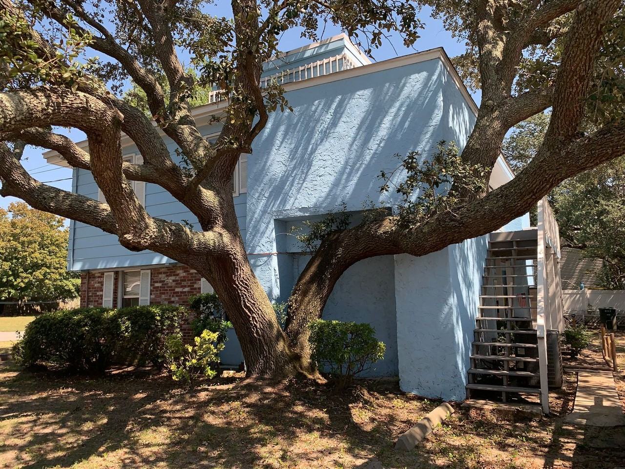 406 27th Ave S - Photo 2 of 15