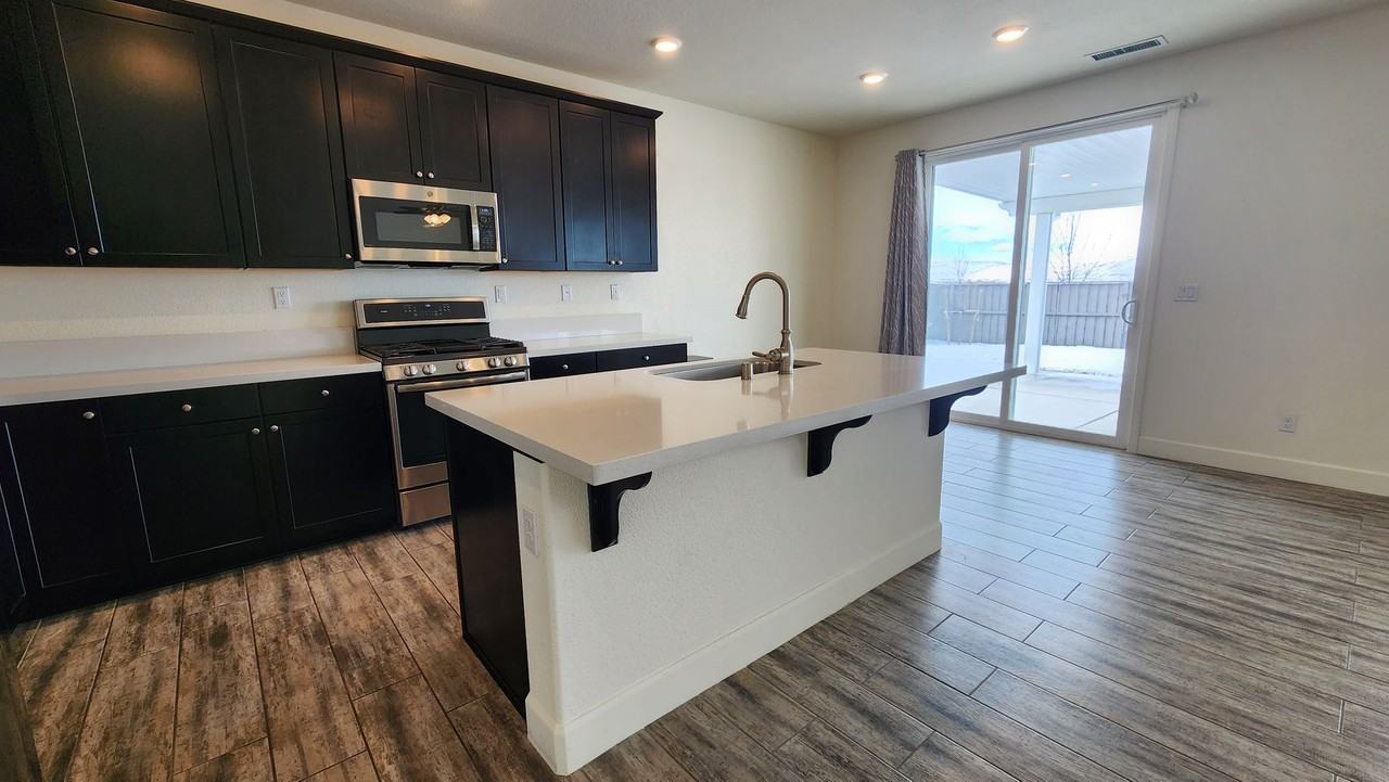 2609 Bridgetown Loop - Photo 7 of 35