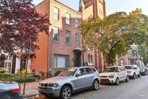 featured image of 256 Boas St