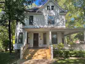 508 W Elm St - Photo 1 of 1