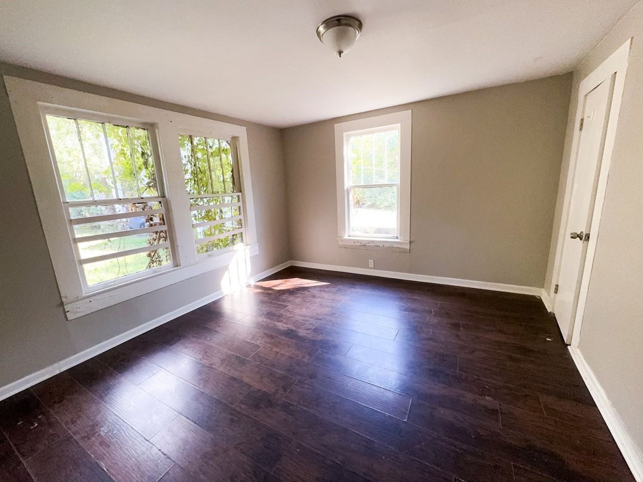 428 Rutledge Drive - Photo 5 of 6