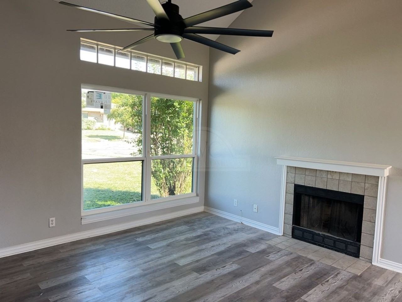 2802 Delta Cir - Photo 4 of 26