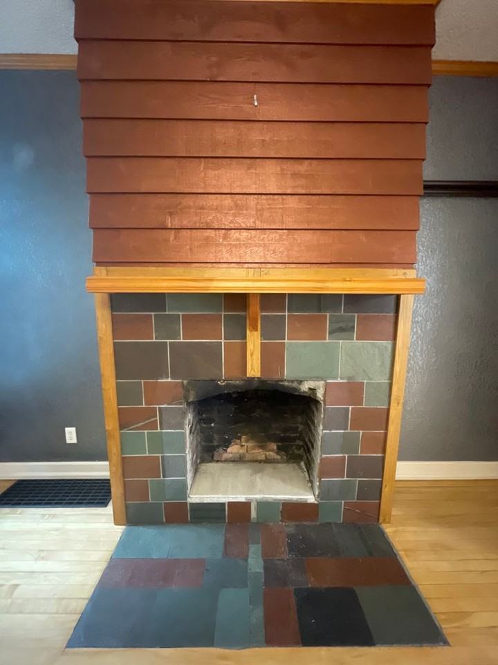 323 N 8th Ave W - Photo 5 of 26